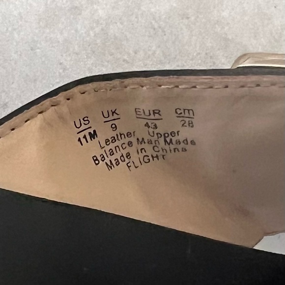 Dr. Scholl's Original Collection Black and White Platform Sandal, Size 11 - Picture 9 of 9